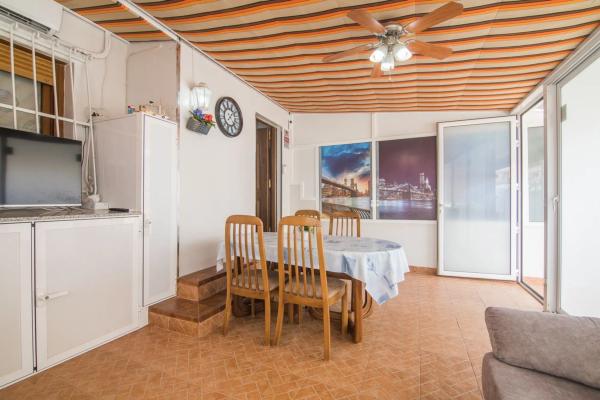 Chalet adosado en calle Biar s/n