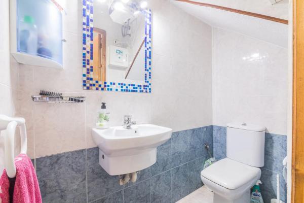 Chalet adosado en calle Biar s/n