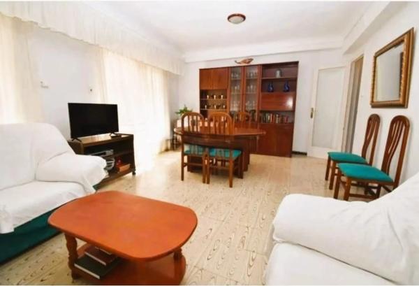 Piso en Playa Levante