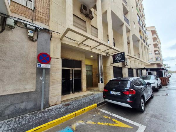 Piso en CL Burgos, 3