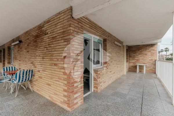 Piso en calle Rojales