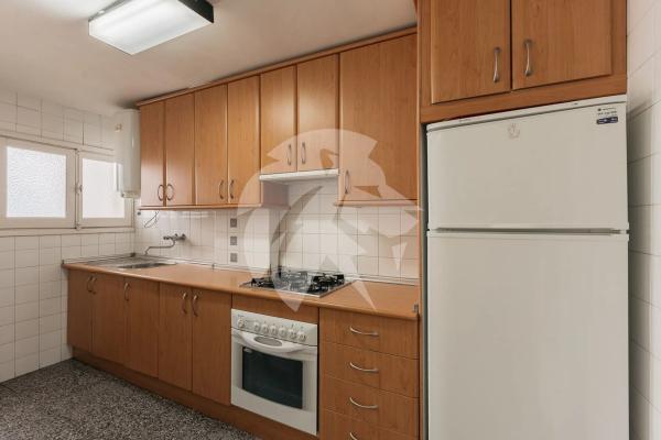 Piso en calle Rojales