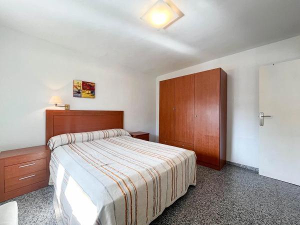 Piso en calle Rojales, 9