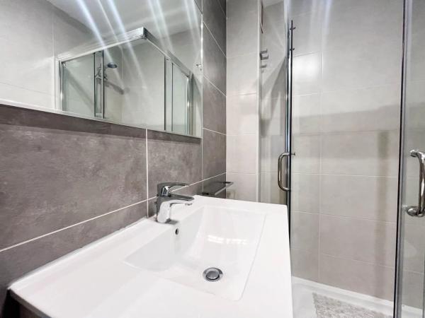 Piso en calle Rojales, 9