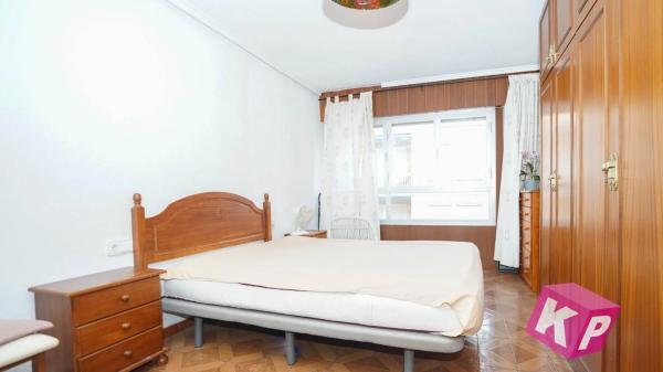 Piso en avenida Canalejas