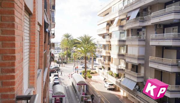 Piso en avenida Canalejas