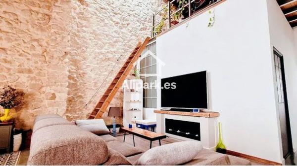 Chalet adosado en calle Pérez Medina