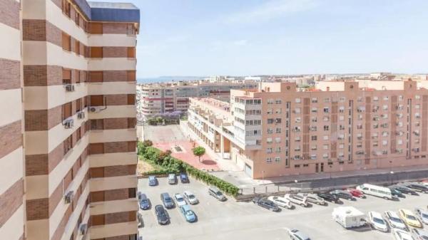 Piso en avenida de Alcalde Lorenzo Carbonell