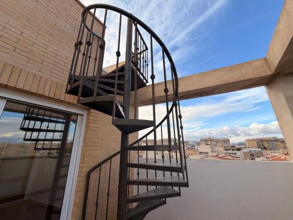 Dúplex en calle Racing San Gabriel