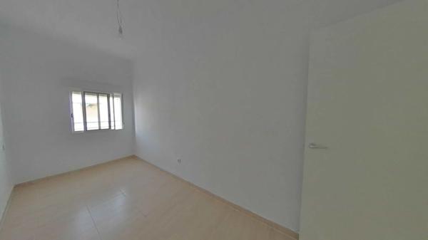 Piso en calle Profesores Hermanos Muñoz