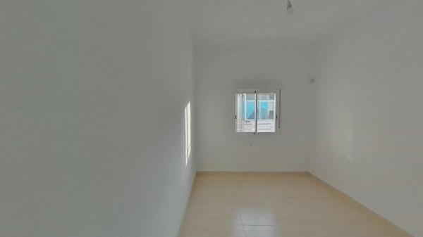 Piso en calle Profesores Hermanos Muñoz