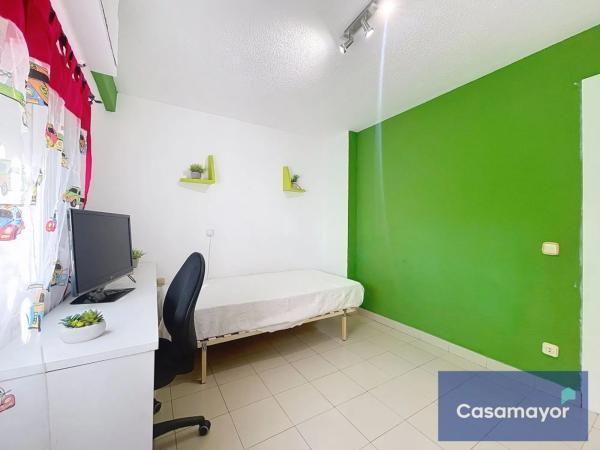 Piso en calle Metge Pedro Herrero, 8