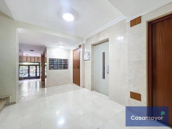 Piso en calle Metge Pedro Herrero, 8