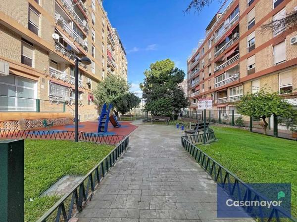 Piso en calle Metge Pedro Herrero, 8