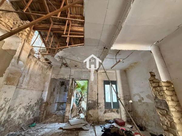 Chalet adosado en CL General Serrano