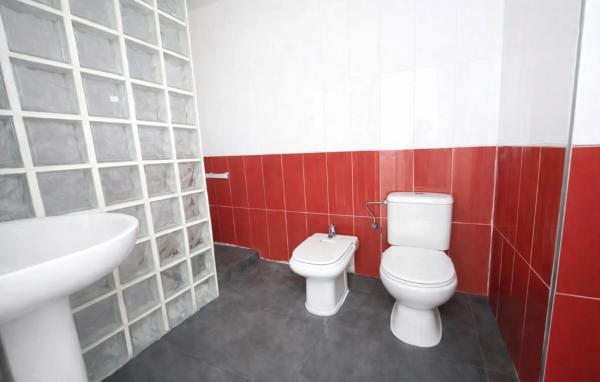 Piso en calle Reyes Católicos