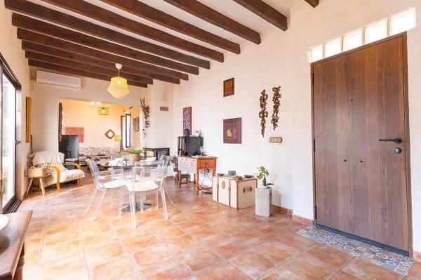 Casa independiente en calle Nardo