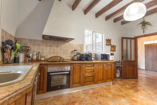 Casa independiente en calle Nardo