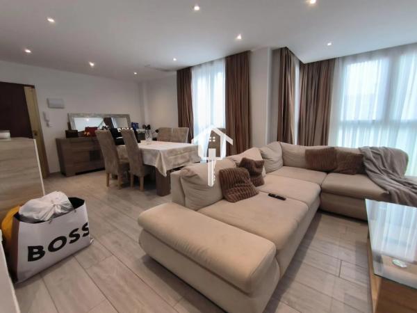 Piso en avenida de Dénia