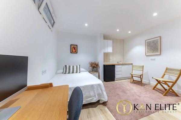 Chalet pareado en calle Procuradores de los Tribunales