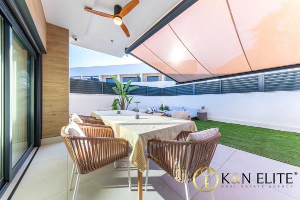 Chalet pareado en calle Procuradores de los Tribunales