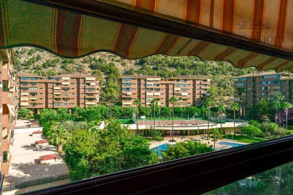 Piso en Barrio Vistahermosa