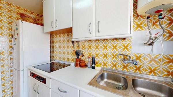 Piso en Av Paises Escandinavos, 5