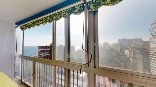 Piso en Av Paises Escandinavos, 5