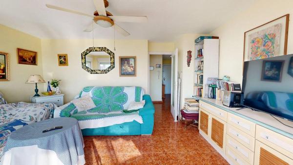 Piso en Av Paises Escandinavos, 5