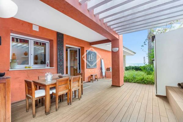 Casa independiente en avenida de la Costa Blanca, 44