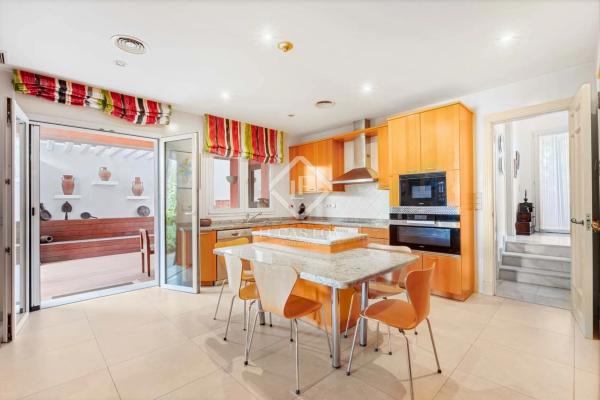 Casa independiente en avenida de la Costa Blanca, 44