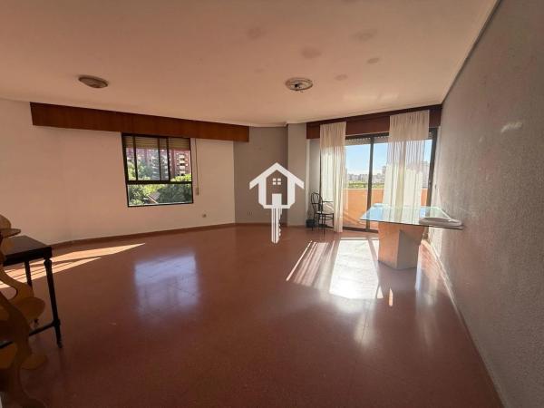 Piso en CL Tarragona