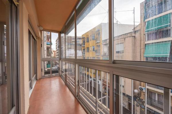 Piso en calle Cardenal Belluga