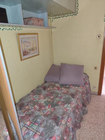 Piso en CL Poeta Blas De Loma