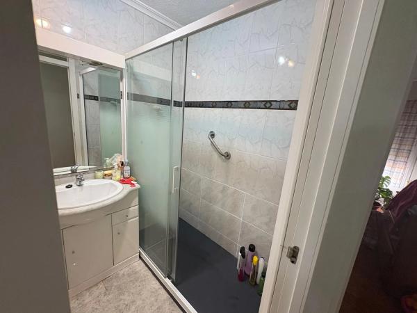 Piso en calle Poeta Salvador Sellés