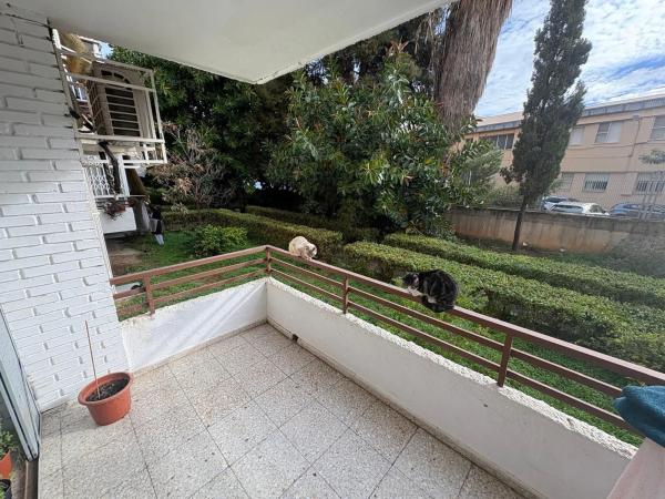 Piso en calle Poeta Salvador Sellés