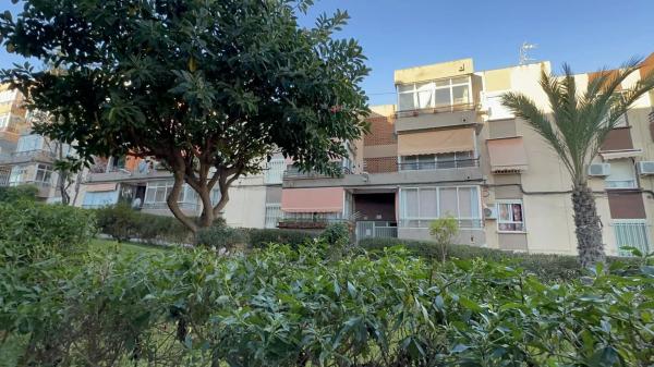 Piso en calle Torremanzanas