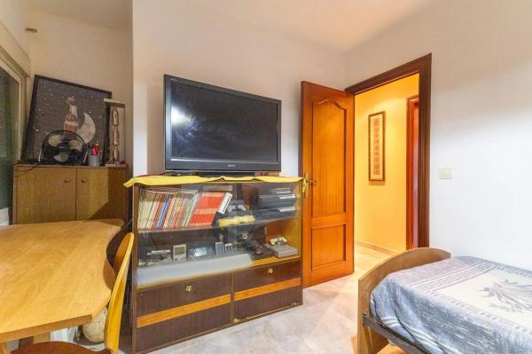 Piso en calle Matemático Romero