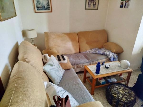 Piso en CL Poeta Salvador Selles