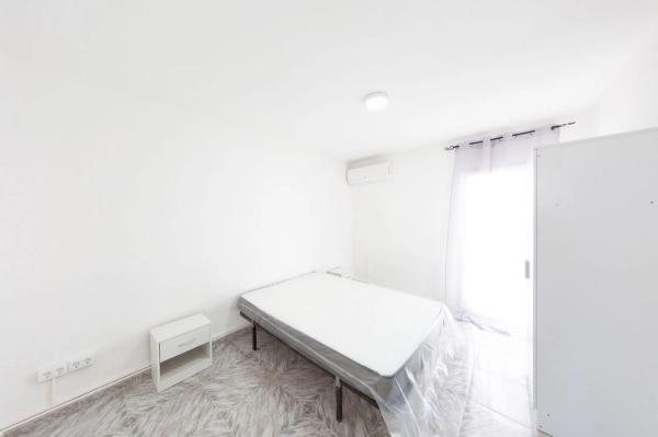 Piso en Barrio Colonia Requena - Virgen del Carmen