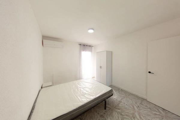 Piso en Barrio Colonia Requena - Virgen del Carmen