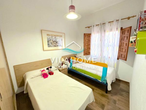 Casa independiente en Urbanización Bonalba Baja