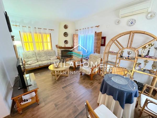 Casa independiente en Urbanización Bonalba Baja