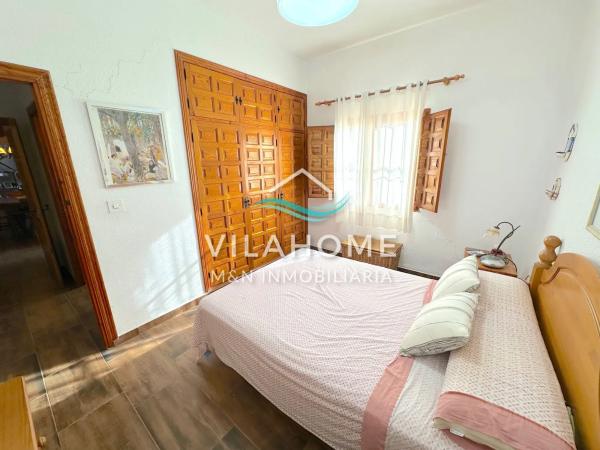 Casa independiente en Urbanización Bonalba Baja