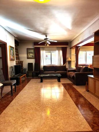 Casa independiente en calle Almogavers, 24