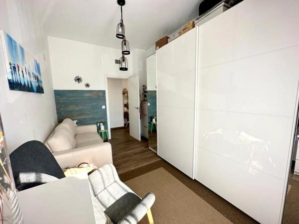 Piso en avenida d'Alcoi, 74