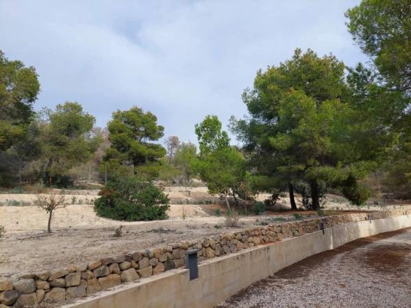 Masía en calle Beneixama