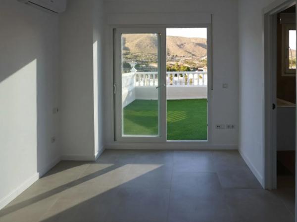 Casa independiente en calle de Torrevella