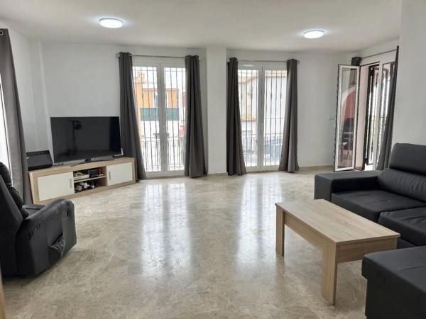 Casa independiente en calle del Ressol