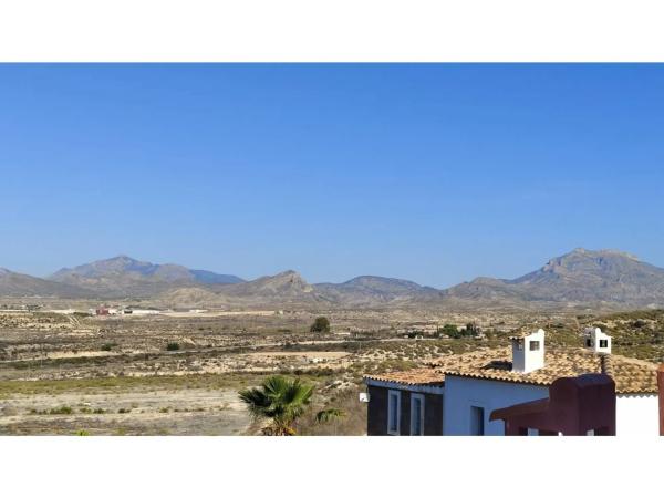 Casa independiente en calle del Ressol